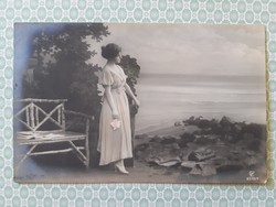 Régi fotó képeslap 1917 hölgy vintage levelezőlap
