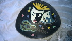 Velencei álarcosok- Iparművész-retro kerámia falitál-dísztál átm.38x25 cm