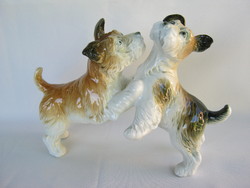ENS porcelán kutya pár játszadozó kutyák