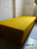 Yellow, upholstered couch, length 180 cm. Can be taken immediately. Hotel. It costs HUF 55/km! Eagle's Peak