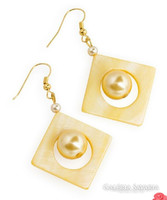Yellow, rectangular mother-of-pearl and glass pearl earrings, very beautiful.