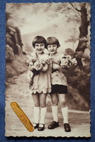 Art deco Újévi üdvözlő fotó képeslap gyerekek virággal
