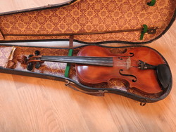 Antik mesterhegedű tokkal - vonóval