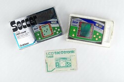1J927 Gakken LCD Card Game - Soccer quartz kvarcjáték eredeti dobozában