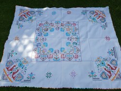 Retro richly embroidered cross-stitch tablecloth 140 x 110 cm discounted!