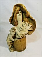 Vertel andrea - mother with her children - 22 cm ceramic figure