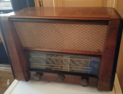 Terta T325 Antique Radio made in 1955
