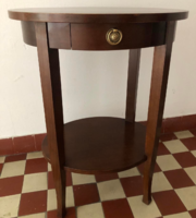 Selva table in very nice condition