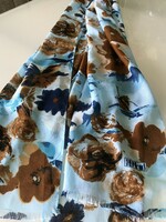 Huge stole in sky blue with flowers, 180 x 70 cm