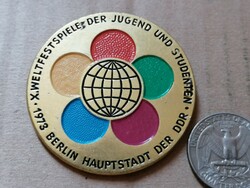 Vit - vit 1973 east-berlin_1 badge/pin