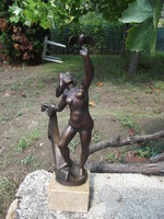 Tibor Duray, woman with a dove, bronze statue.