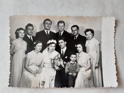 Régi esküvői csoportkép fotó menyasszony vőlegény vintage fénykép