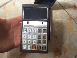 Ritka Lloyd's számológép