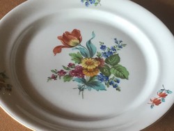 Beautiful fischer and mieg plate, 18 cm