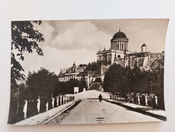 Régi képeslap fotó levelezőlap Esztergom Bazilika az érseki palotával