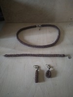 Pearl necklace and bracelet, 2 different earrings, iridescent color, bargain!