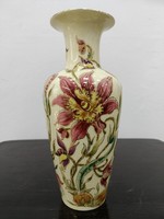 Ritka Zsolnay porcelán váza Orchidea mintával!