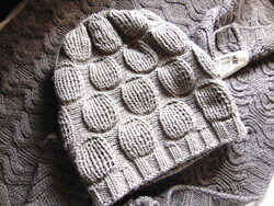 Drapp knit cap
