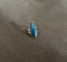 Turquoise stone silver ring
