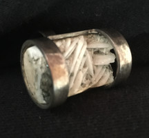 Ezüst gyűrű természetes (csiszolatlan) ásvánnyal