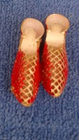 Antique gold-plated slipper-shaping brooch with safety cock lock! It is in perfect condition.
