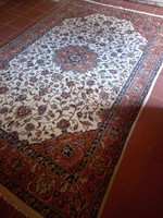 300 x 200 cm kézi csomózású Indo Isfahan szőnyeg eladó