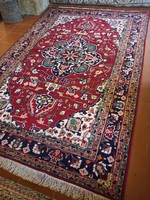 300 X 200 cm hand-knotted Indo Heriz carpet for sale