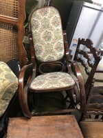 Thonet type oak rocking chair, perfect condition, for living room.