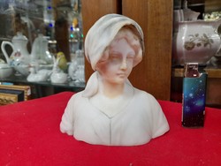Art Nouveau female bust marble statue. 13 Cm.
