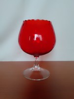 Csodaszép nagyméretű vörös-bordó élénk színes fújt üveg talpas kehely, hibátlan
