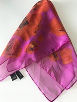 Brightly colored scarf from the Viennese striessnig company, 70 x 69 cm
