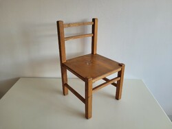 Régi retro fa kis szék gyerekszék