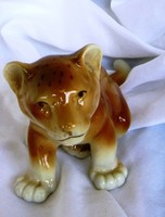 Royal dux porcelain lion cub, marked 8.5 cm tall
