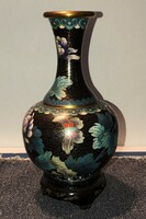 Keleti, rekeszzománc (Cloisonné) technikával készült virágmintás váza