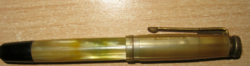 Old striking 140 mother-of-pearl fountain pen