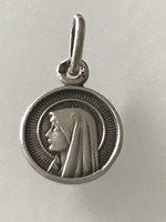 Ezüst medál a francia Lourdes zarándokhelyről, 1,8 cm