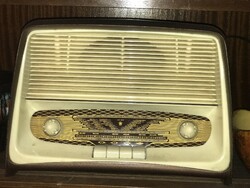 Orion tabletop vinyl radio