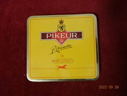 Pikeur Dutch cigarette box, retro. He has! Jokai.