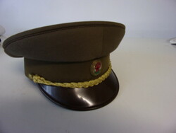 Military plate cap and a pair of shoulder pads