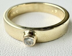 523T. 1 Forintról! 14k Arany (5,56 g) Briliáns (0,08 Ct) gyűrű, hófehér, hibátlan Modern kővel!