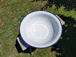 Old vintage white 50 cm enamel wash basin