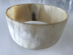 Horn bracelet, 3 cm wide, 6.8 cm inner diameter
