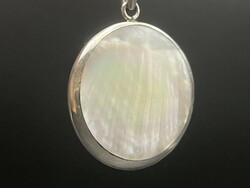 Gyöngyház kagylóhéj mintás ezüst medál