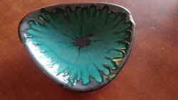 Retro zöld -fekete csurgatott fényes mázas,ezüst szegélyű Bodrogkeresztúri kerámia asztalközép