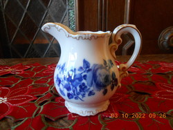 Zsolnay porcelán kék rózsa mintás tejkiöntő