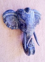 Festett elefántfej faragott faszobor Indonéziából. Falra akasztható dekoráció.