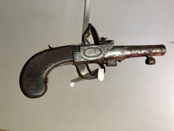 Elöltöltős barokk pisztoly