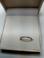 Fekete gyémántos sárga arany gyűrű