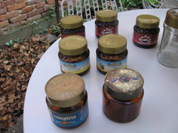 Retro kávékrémpor üvegek: Maresi , Paradiso