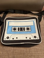Cool little retro bag in nice condition